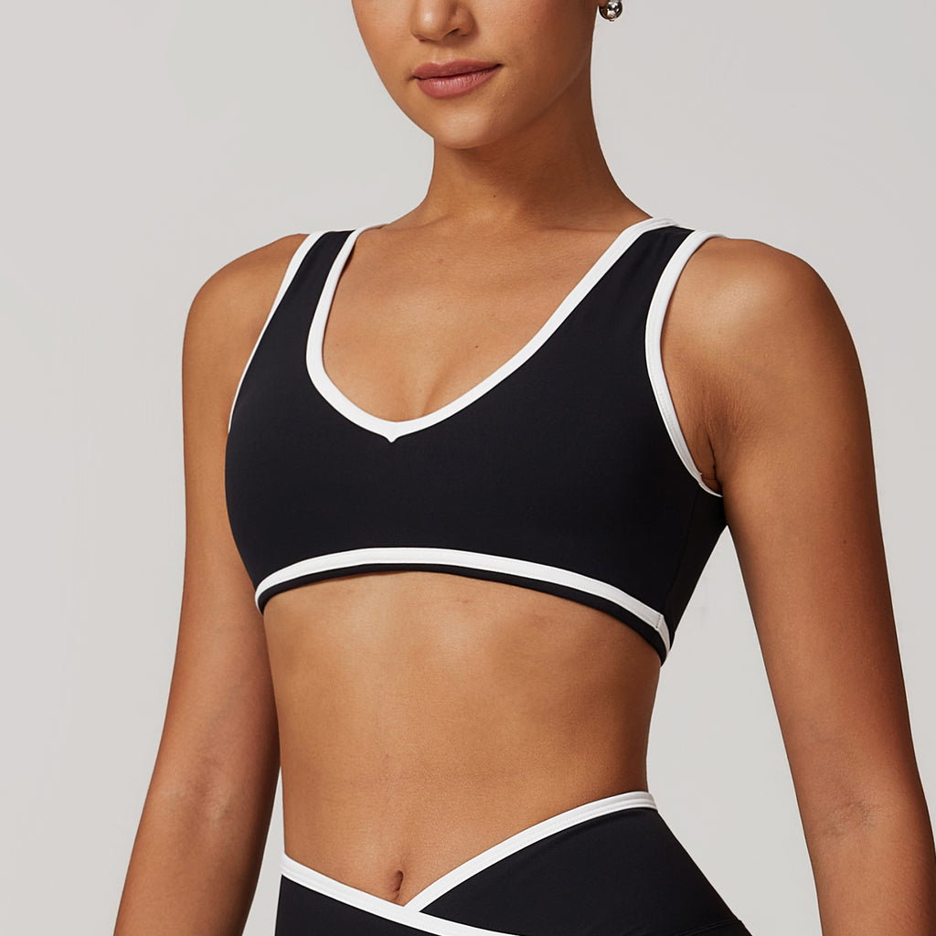 Contour Sculpt Bra in Black