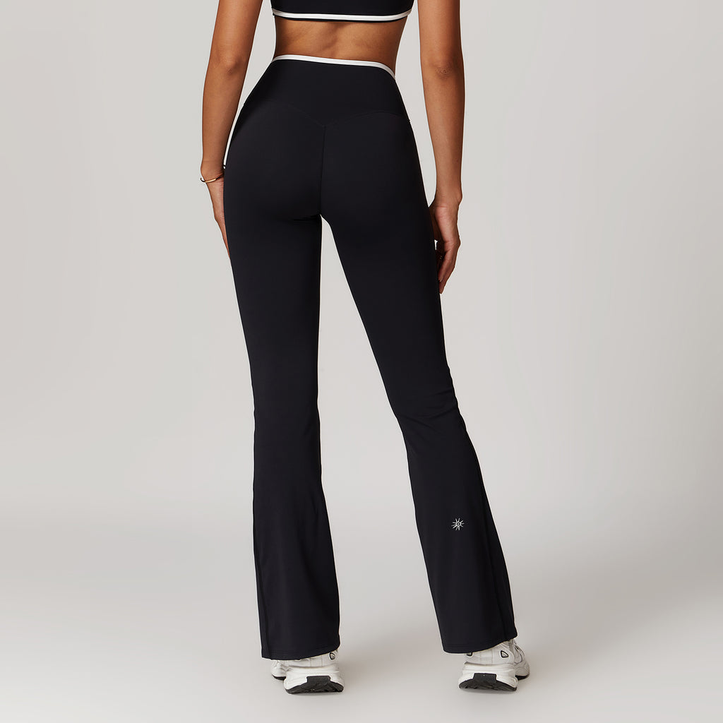 Contour Sculpt Flared Leggings in Black