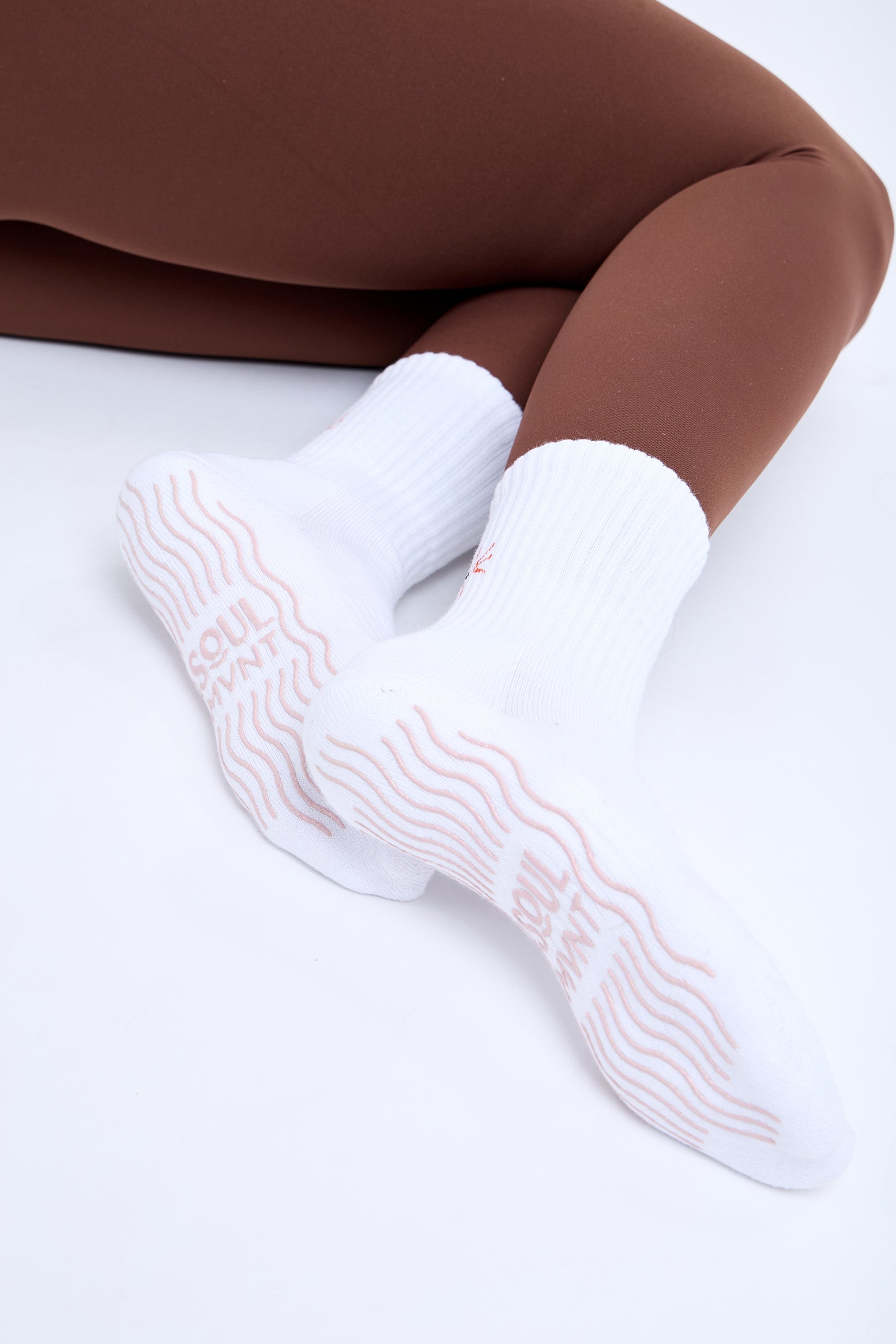 Signature Crew Socks in Off-White